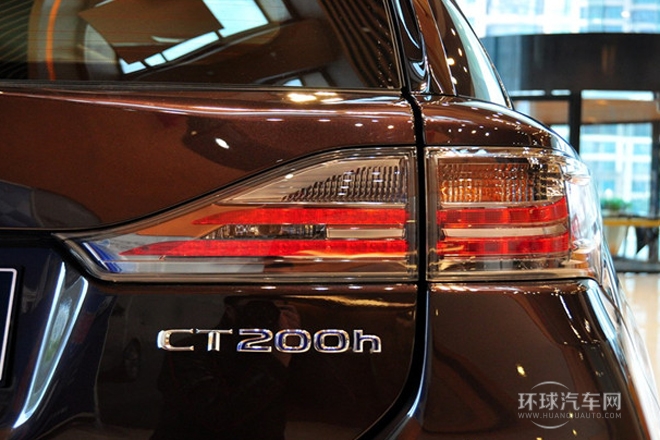 2014款 CT200h 舒適版 單色