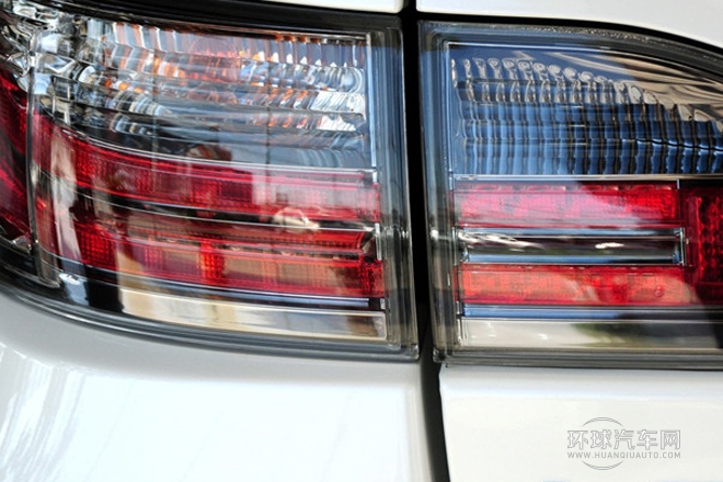 2014款 CT200h 舒適版 雙色