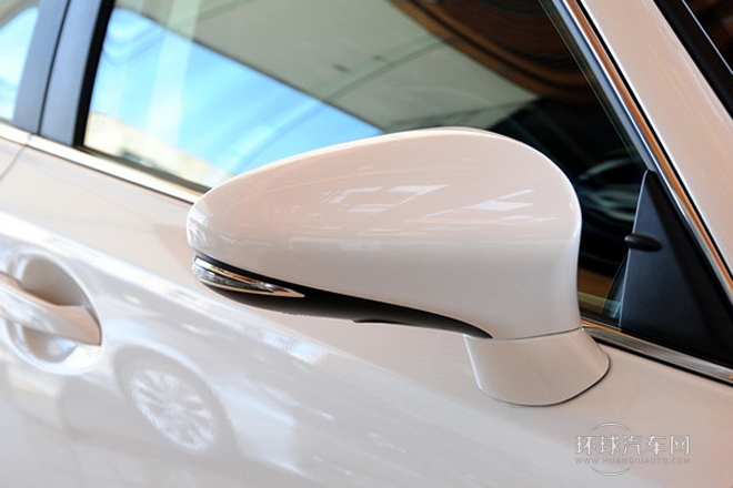 2014款 CT200h 舒適版 雙色