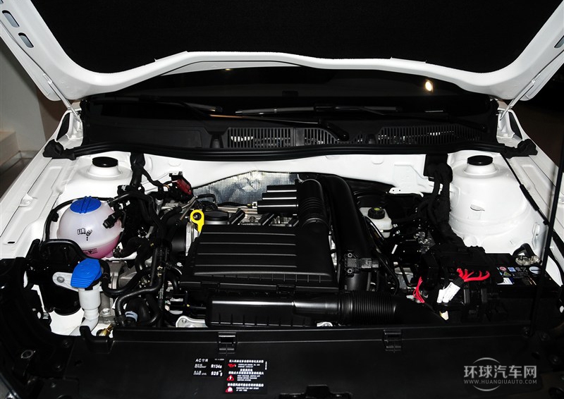 2013款 1.4TSI 手動(dòng)豪華型