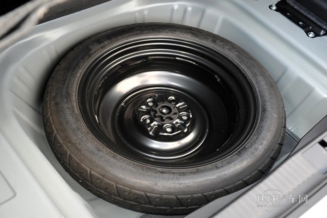 2013款 300h 豪華版