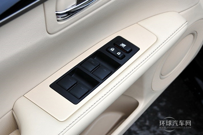 2013款 300h 精英版