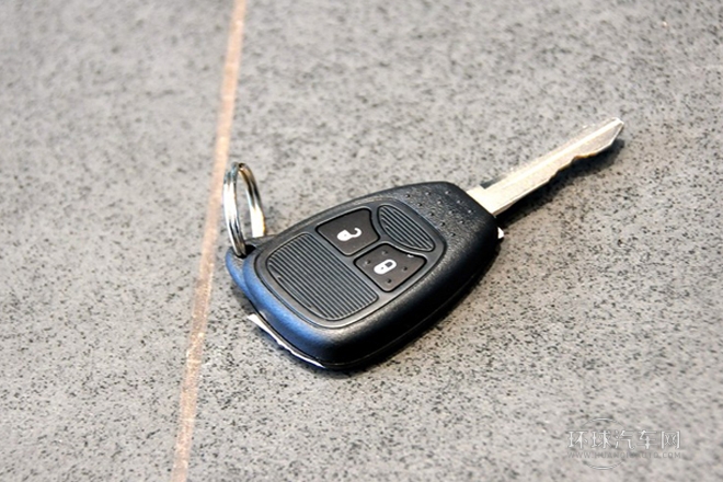 2014款 2.4L 豪華導航版