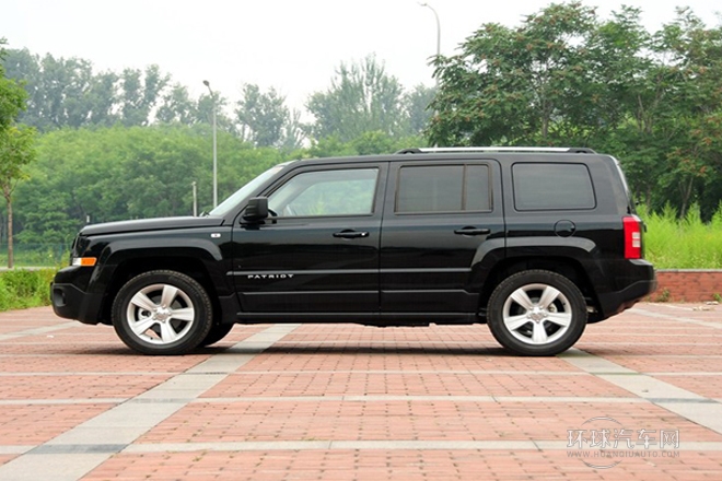 2014款 2.4L 豪華導(dǎo)航版