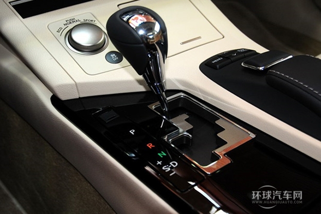 2013款 250 Mark Levinson限量版