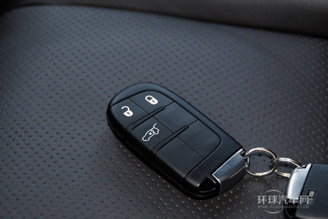 2014款 3.6L 旗艦尊悅版