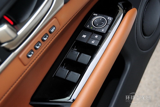 2014款 300h 豪華版