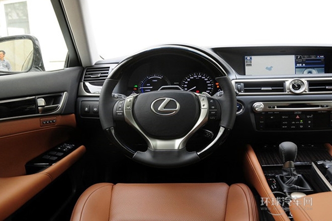 2014款 300h 豪華版