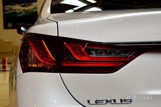 2014款 300h 領先版