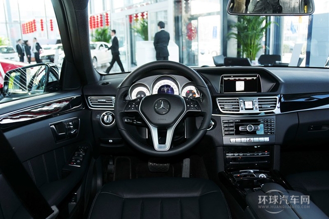 2014款改款E300L運(yùn)動(dòng)版