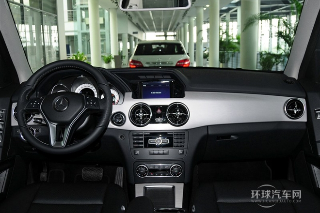 2013款GLK300 4MATIC動感天窗版