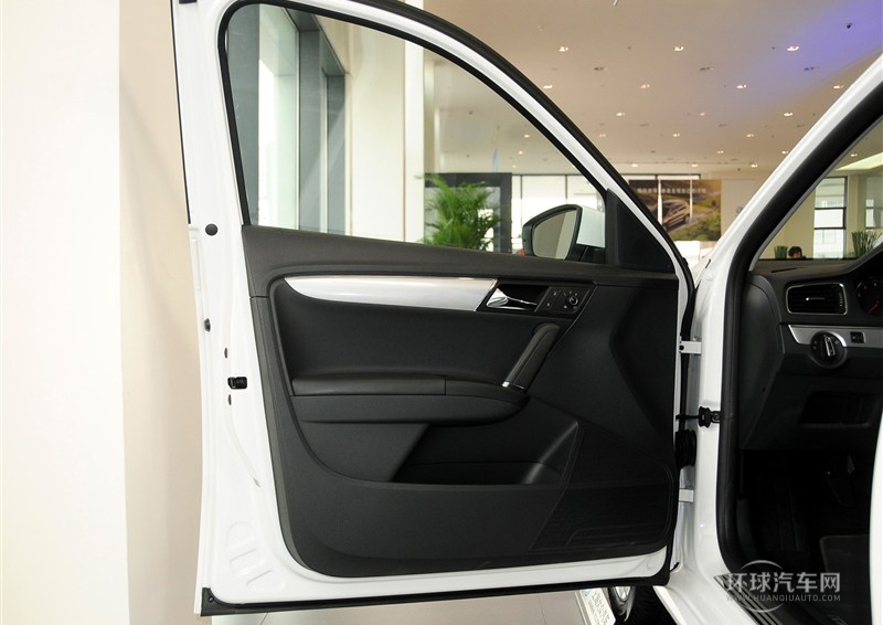 2013款 1.4TSI 自動(dòng)豪華型