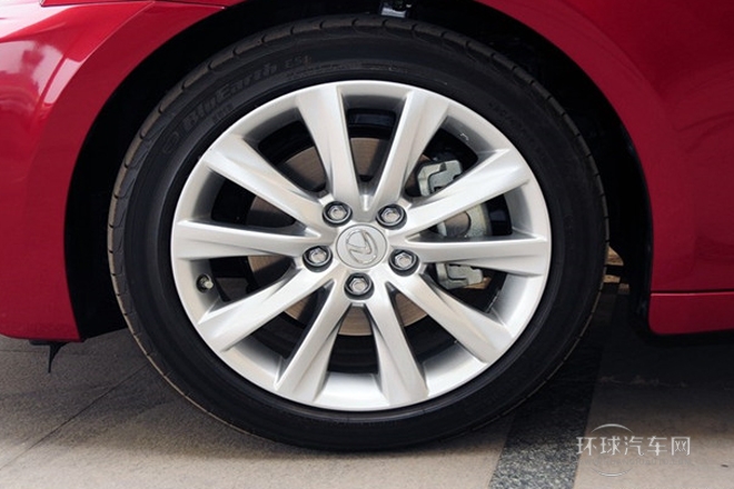 2013款 250 尊貴版