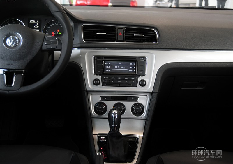 2013款 1.4TSI 自動(dòng)豪華型