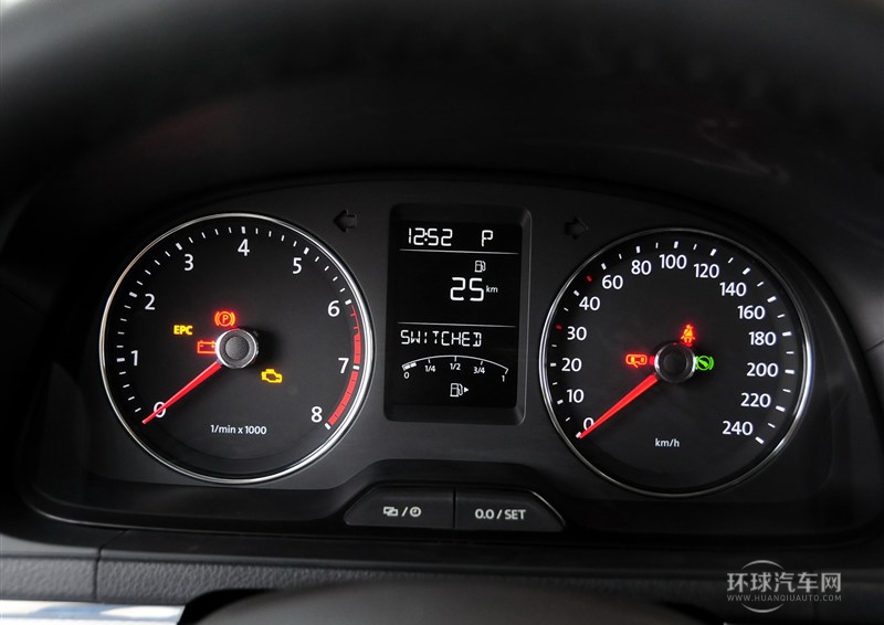 2013款 1.4TSI 自動豪華型