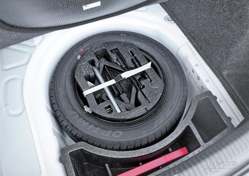 2013款 1.6L 自動風尚型