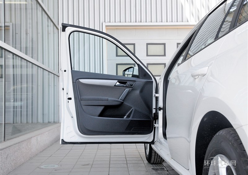 2013款 1.6L 自動風尚型