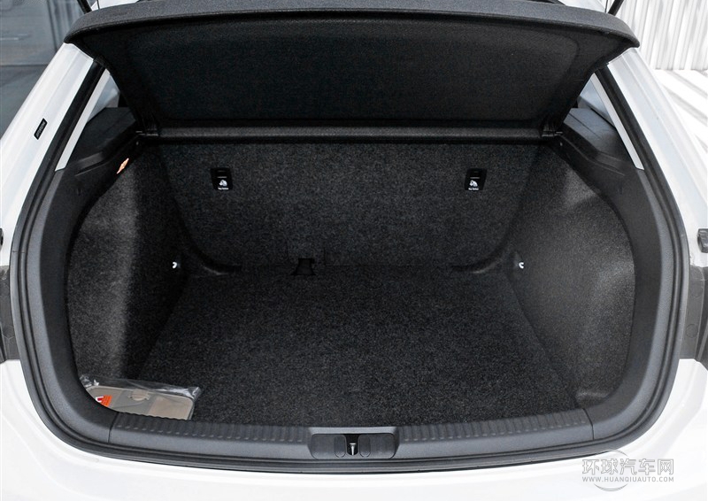 2013款 1.6L 自動風尚型