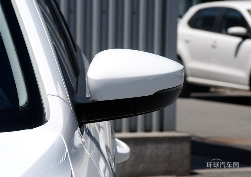 2013款 1.6L 自動風尚型