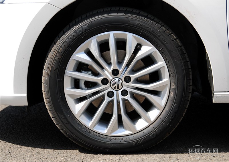 2013款 1.6L 自動豪華型