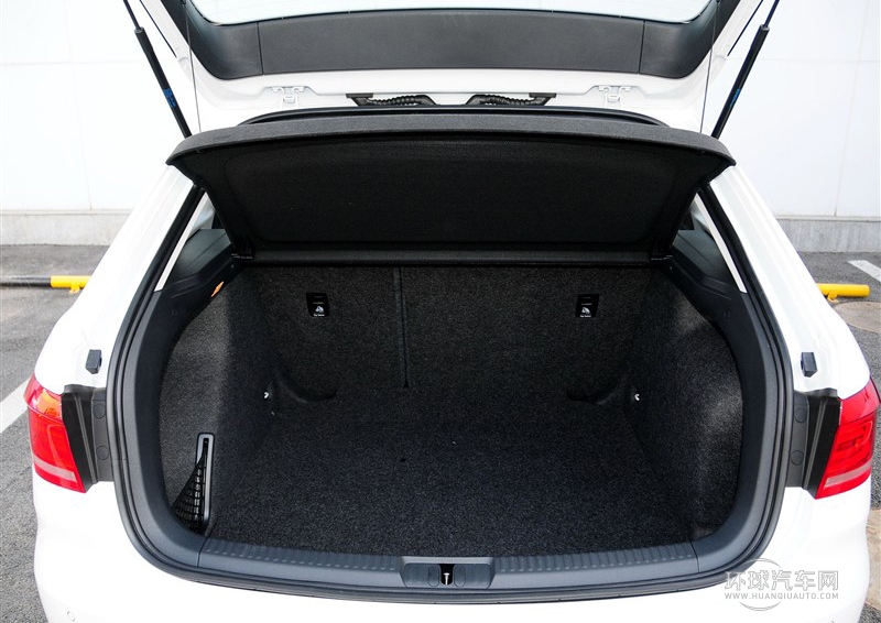 2013款 1.6L 自動(dòng)豪華型