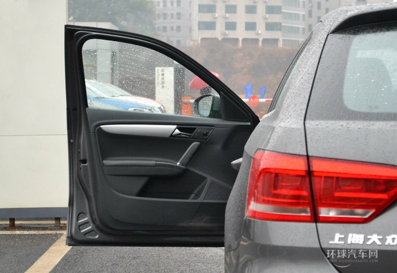 2013款 1.6L 自動舒適型