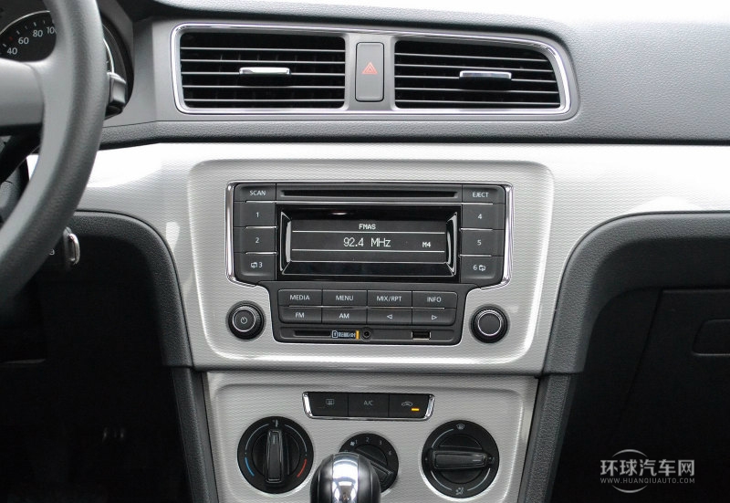 2013款 1.6L 自動舒適型