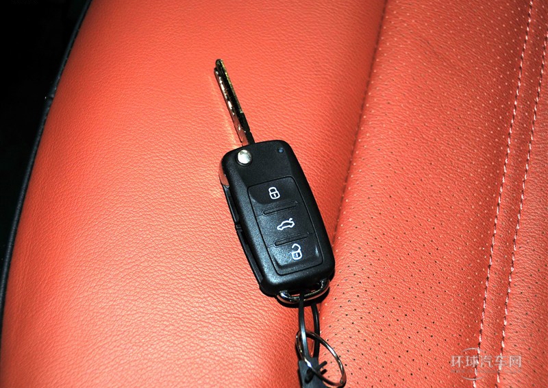 2014款 1.6L 自動運動版