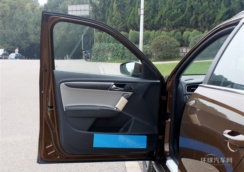 2014款 1.6L 自動型