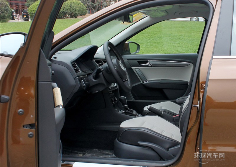 2014款 1.6L 自動型