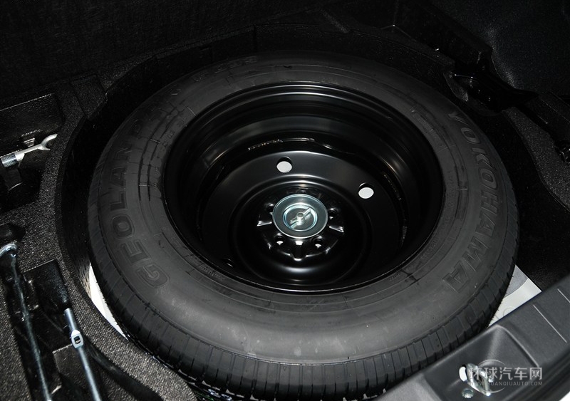 2013款 2.0L 兩驅時尚型