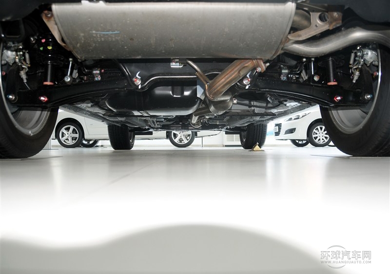 2013款 2.0L 兩驅(qū)時尚型