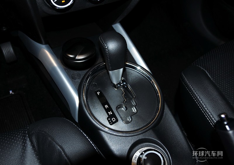 2013款 2.0L 四驅(qū)豪華型