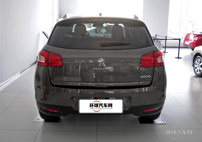 2013款 2.0L 四驅時尚型