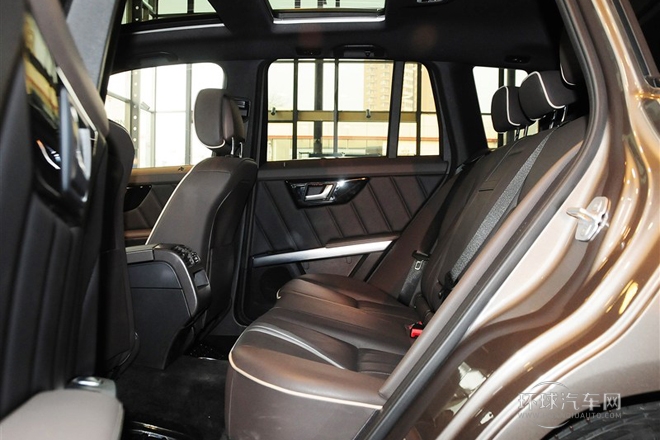 2013款改款GLK300 4MATIC豪華版