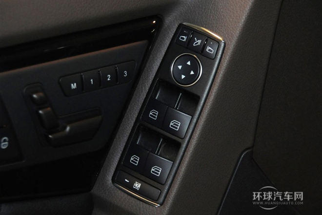 2013款改款GLK300 4MATIC豪華版