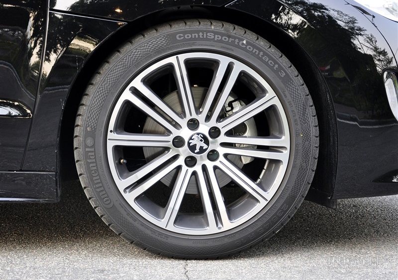 2011款 1.6T 豪華運(yùn)動型