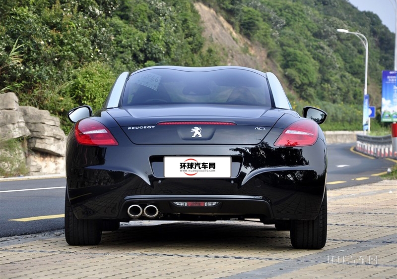 2011款 1.6T 豪華運(yùn)動(dòng)型