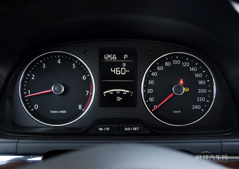 2013款 改款 1.4TSI DSG豪華版