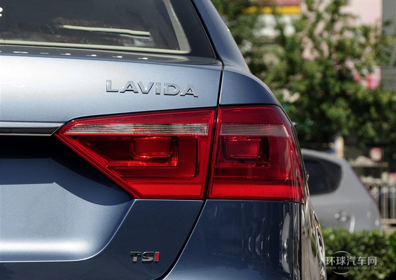 2013款 改款 1.4TSI DSG豪華版