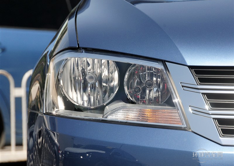 2013款 改款 1.4TSI DSG豪華版