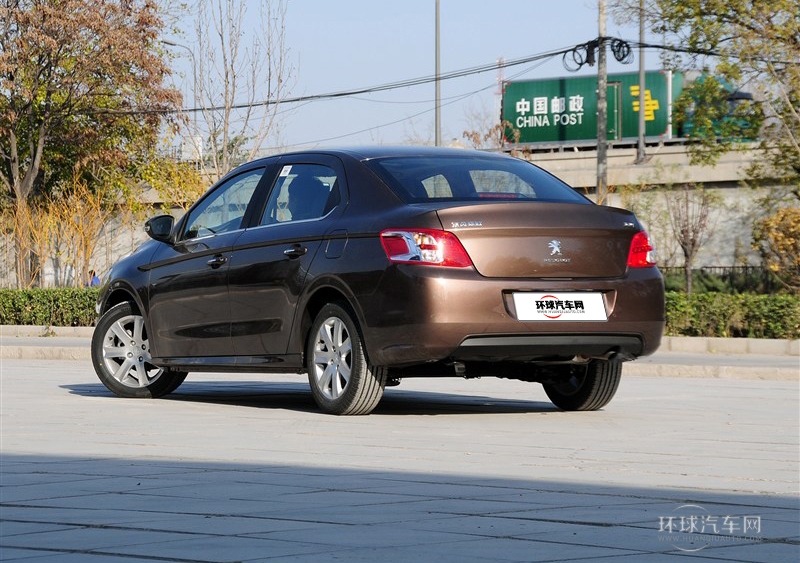 2014款 1.6L 自動(dòng)尊貴版