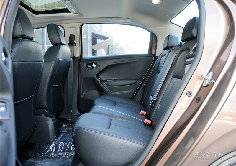 2014款 1.6L 自動尊貴版