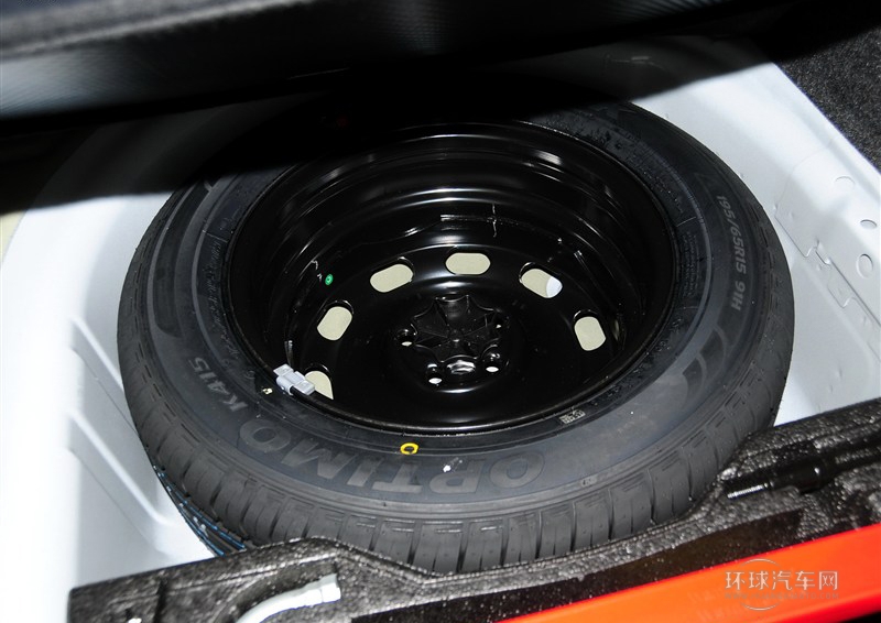 2013款 改款 1.6L 手動風尚版