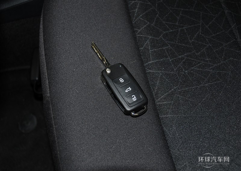 2013款 改款 1.6L 手動風(fēng)尚版