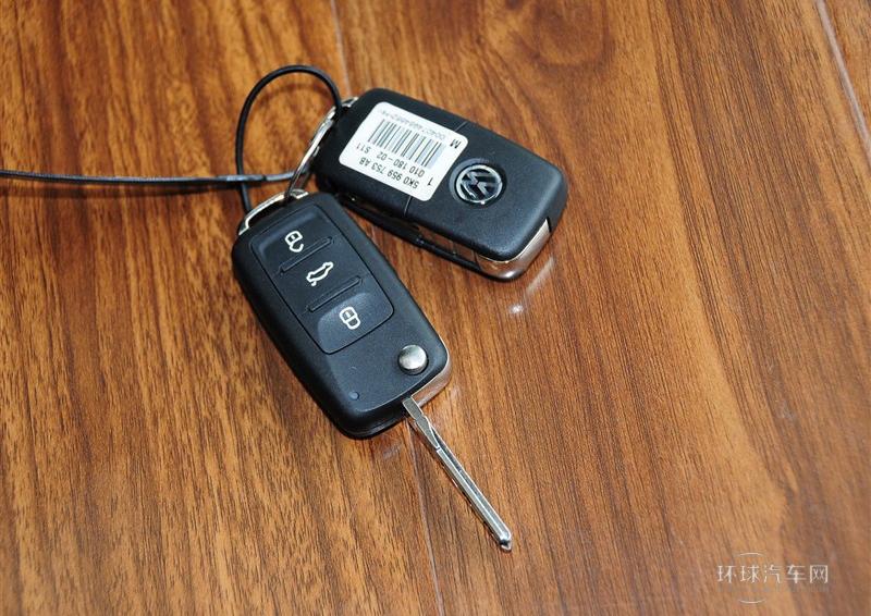 2013款 改款 1.6L 自動風尚版