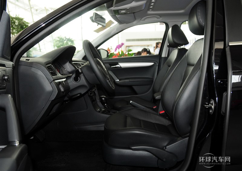 2013款 改款 1.6L 自動舒適版