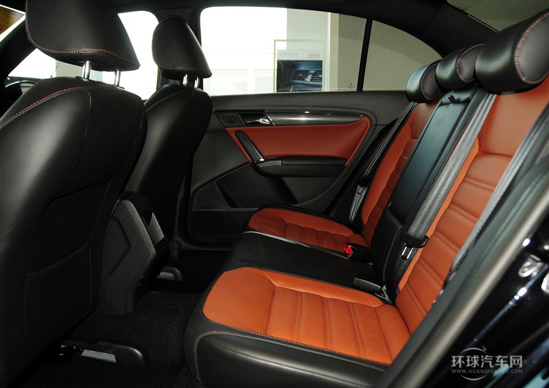 2014款 1.6L 自動運動版