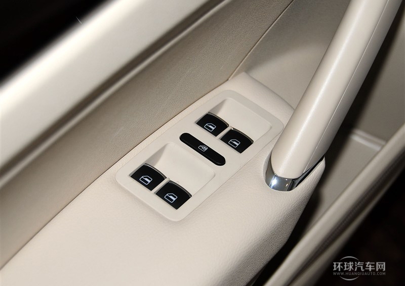 2014款 1.8TSI DSG御尊導航版