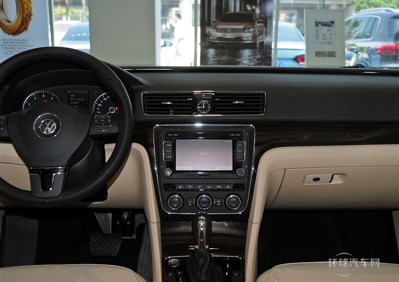 2014款 1.8TSI DSG御尊導(dǎo)航版